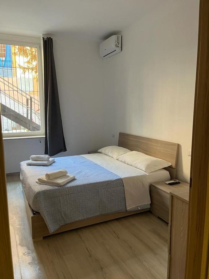 Villa Milano Apt. N. 3 Luaran gambar